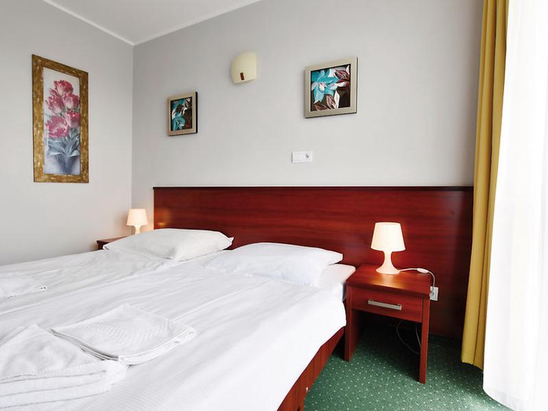 D4BDB9E440F63544A3B489CDDBD5C4F2