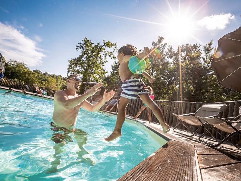 0B0F8A2C405AC064193658BC76D353A0