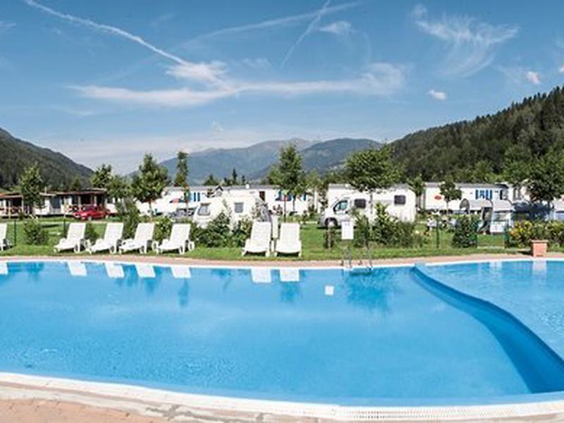 FF6E67B100183837528502C0DC32922B