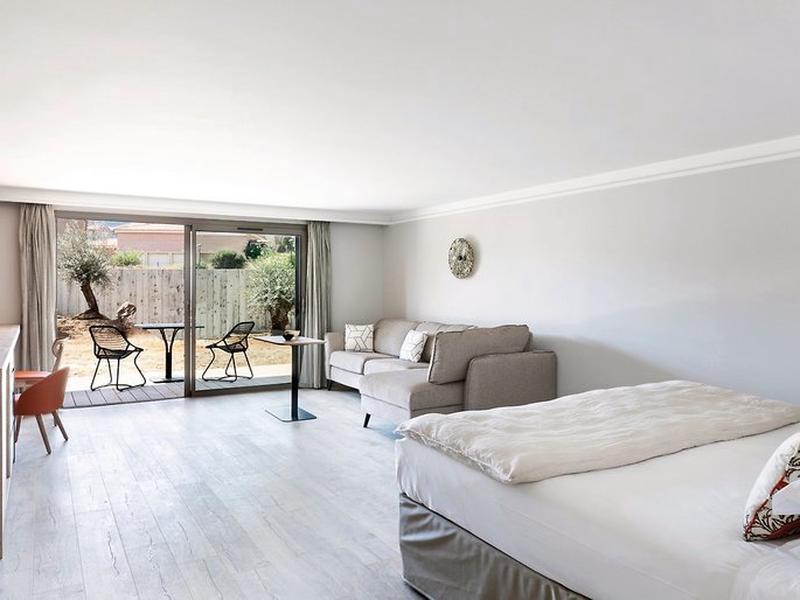 3D1E52980EEF353D54471ED264C002B3