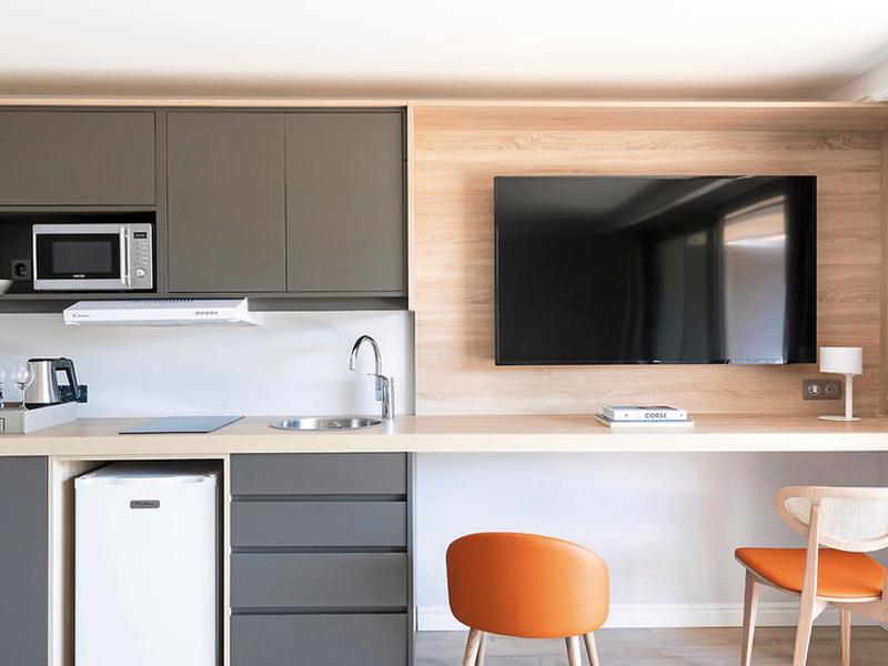 DEC97FD701B47511324319C9F1914CCE