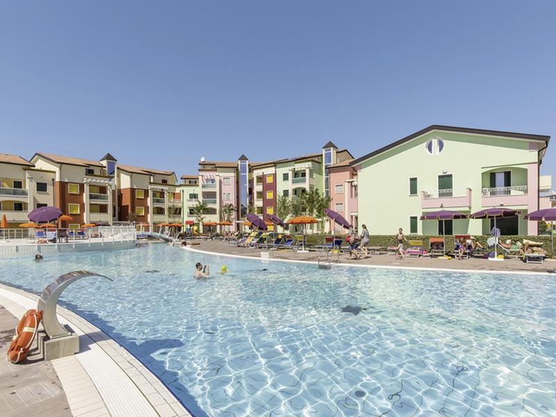 99FC0FE4AB1B81FE2E69150292DC68F2