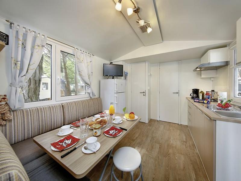 ED6C4CDB3682C18D4760F9714236EA59