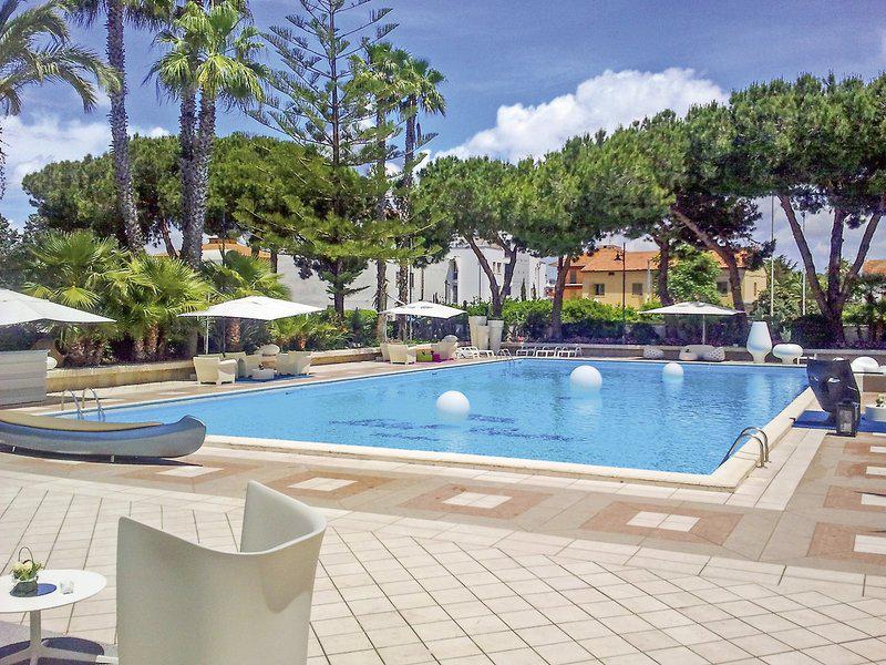 EFD38CB10A8DF93600BF58CA911518C4