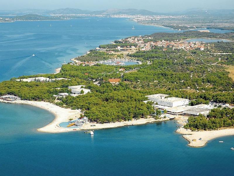 70AF89909E731E8A5BD442D6443CE7C3