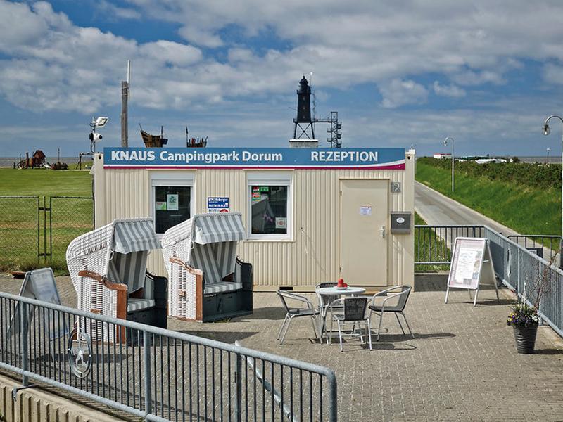 B03992F9023F79256274F12F21B09B28