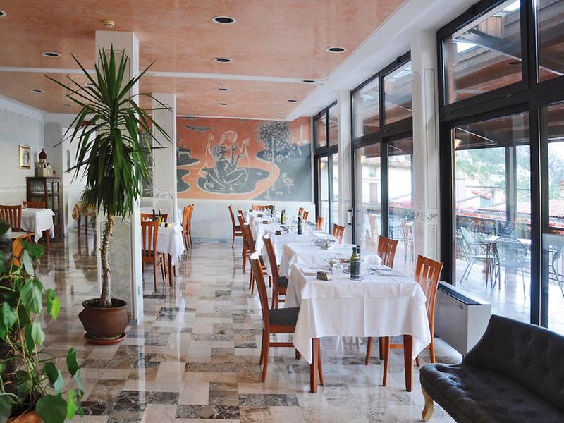 703EC1DBA8CA9C1745571387221A3568