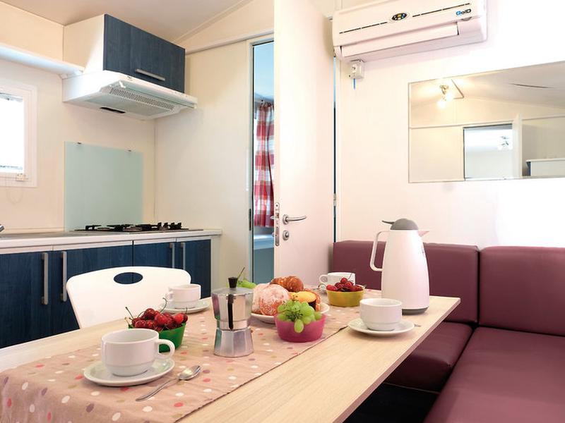 FE7CFBD4AC64DB9BF61337E68B099C1C