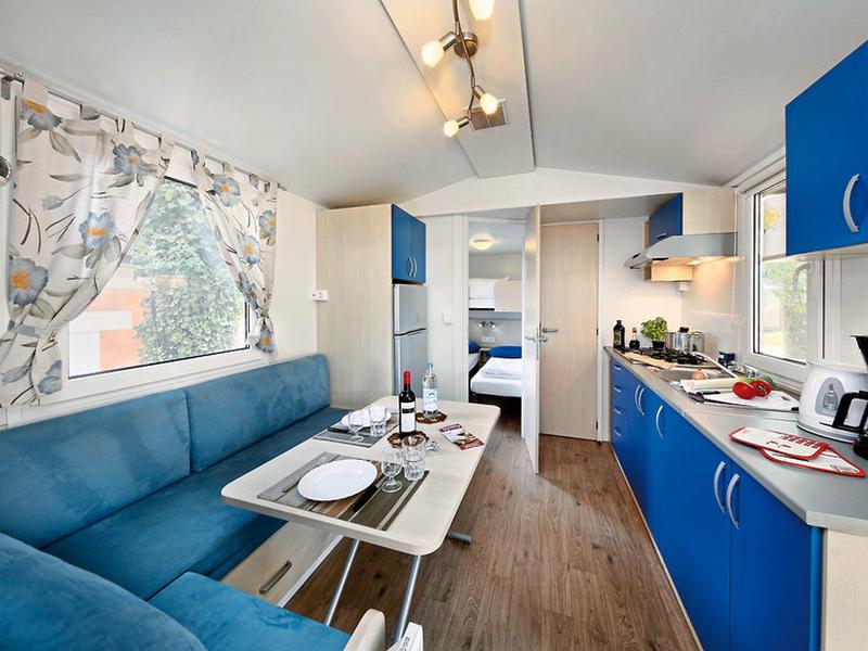 8959514215241984A00D4EF28D73FF90