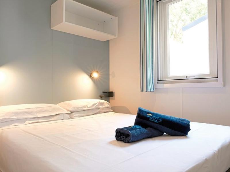 B8E0A28657735DDADBB238BF687E0A55