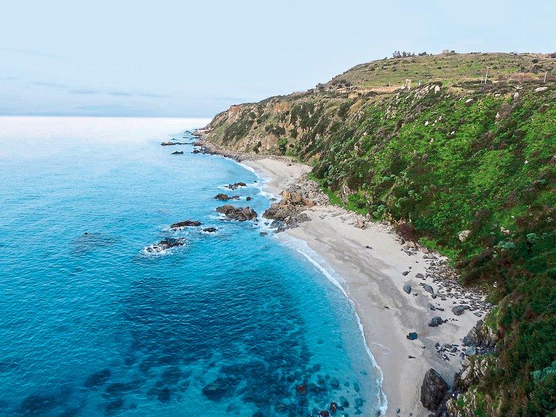 FE13DE0E45425EE0EC506ED2990387C1