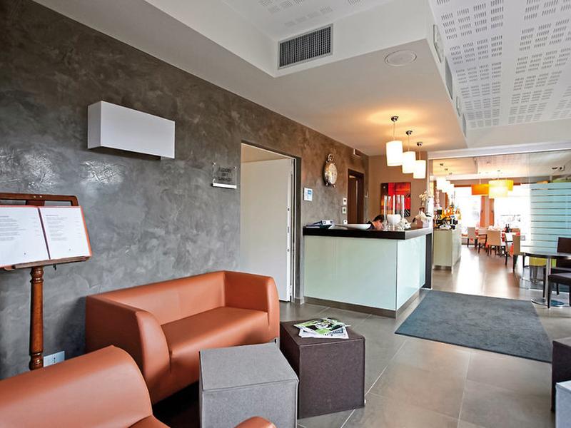 D159A8FE06BF8B4574B643E2AC4E67C0