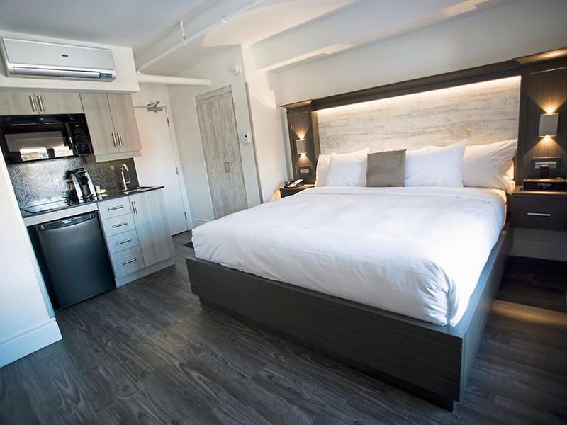 F524E28BA3A2A6B9812428779D20CE9F