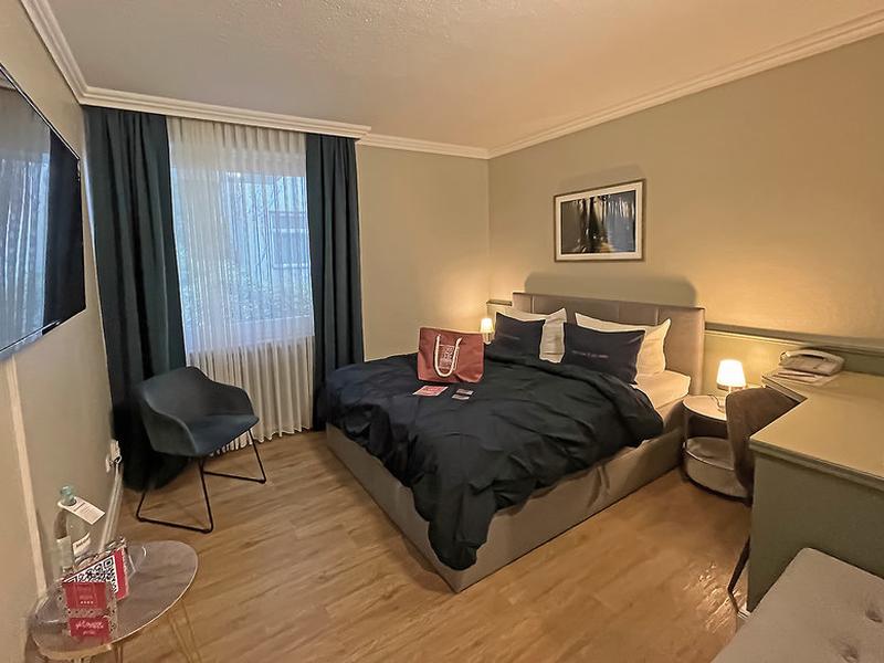 CEB463204C78E61CE4643BA25E5642DF