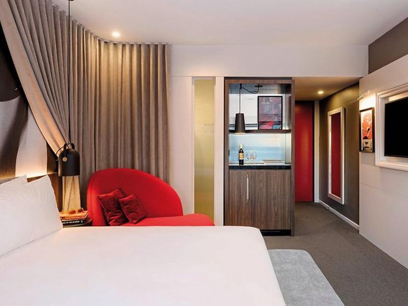 5E236581D4E37A9B2698FF9F01313FBC