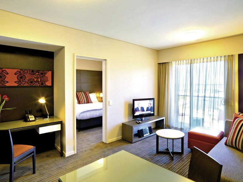 B087D7F0D43CE0C3B5648E43099D4098