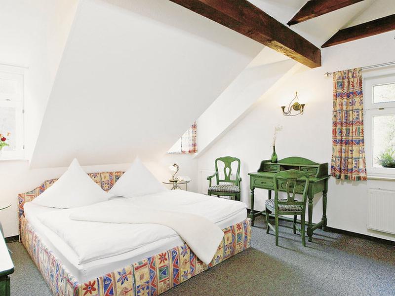 79C00C8C5ED8420BD22A8475BE1C48DD