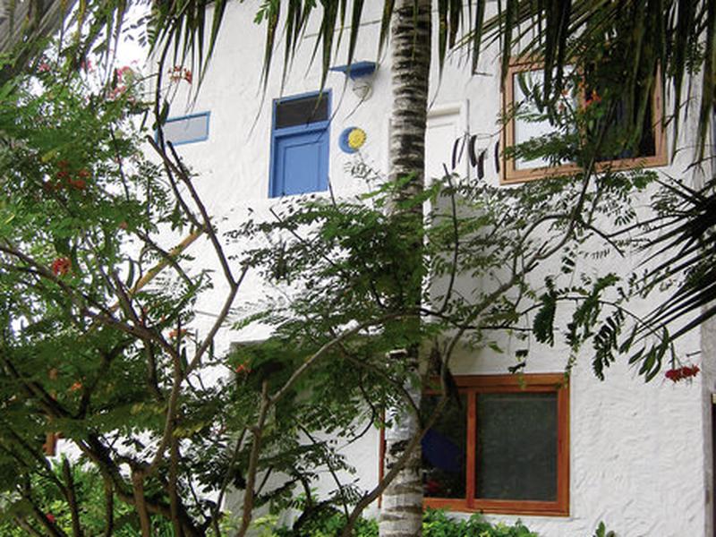 D33DE575D0C911A7C51E4ABB18219724