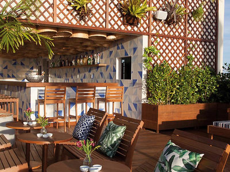 0C57F1AF577FE04658824558F5407993