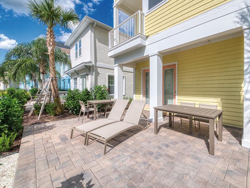 6EE400F0AE6E3577BC8C45FE9F2227B3