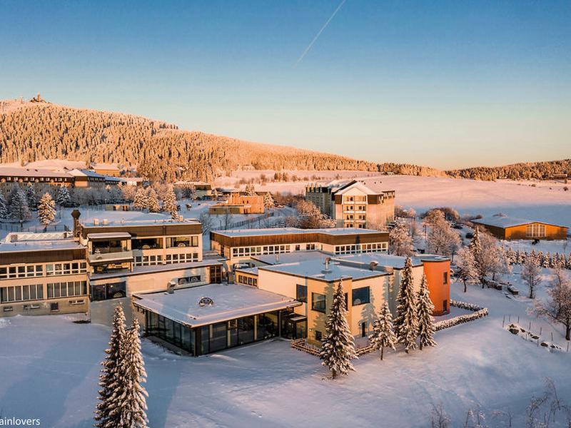 21C45FC8308FE1EE4CF3CC9BB8382DB6