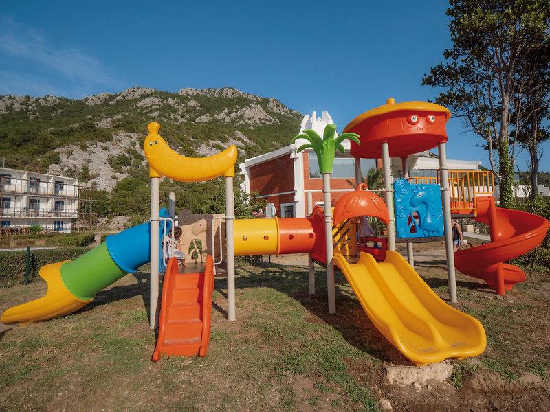 CFBE47086D1893E98A4EF4F0D11EFD10