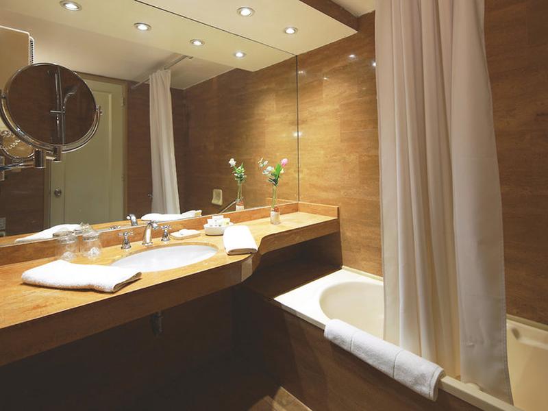 9A9B03A9918375C0FE6E6533A5FAF022