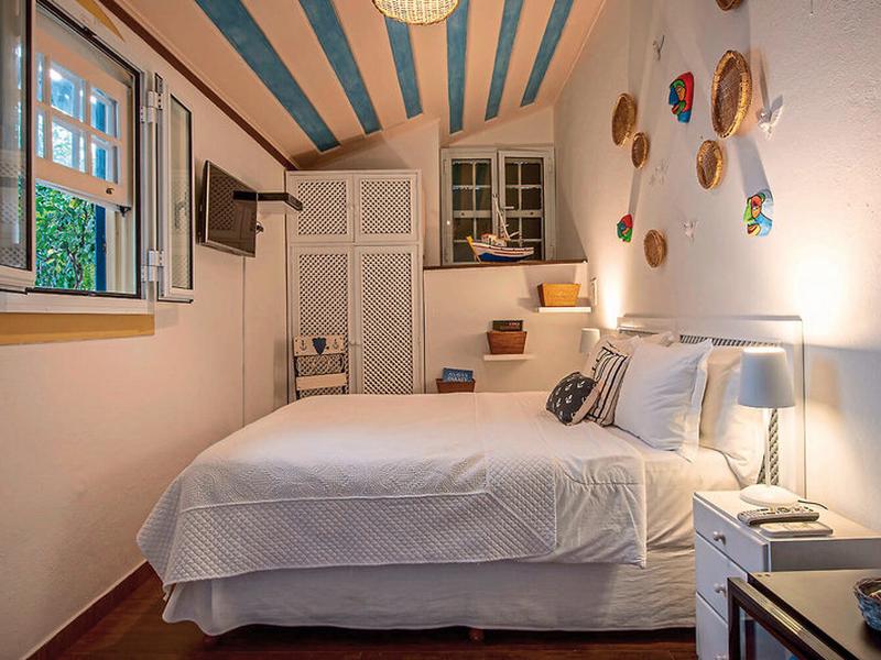 E02CF72A2AA8D7D95BFC2B3B85A6C36B