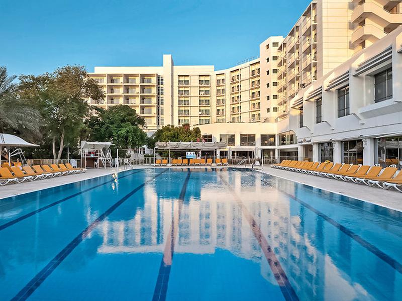 64A0F0426CFD17ECFD80776FCE44A51B