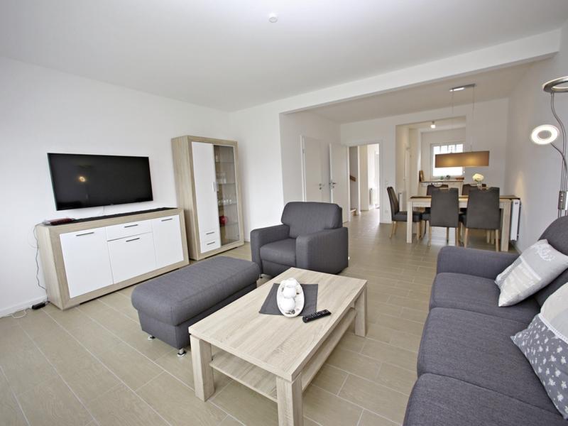 803DE14DC05F4A48ECD46F4123EF06F5