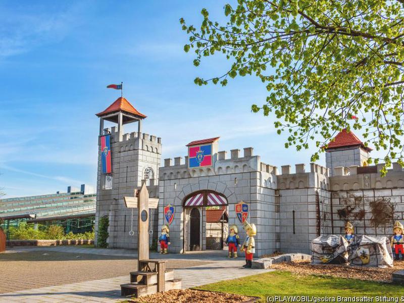 890F82922DC92BA9A4DFFED94F49E184