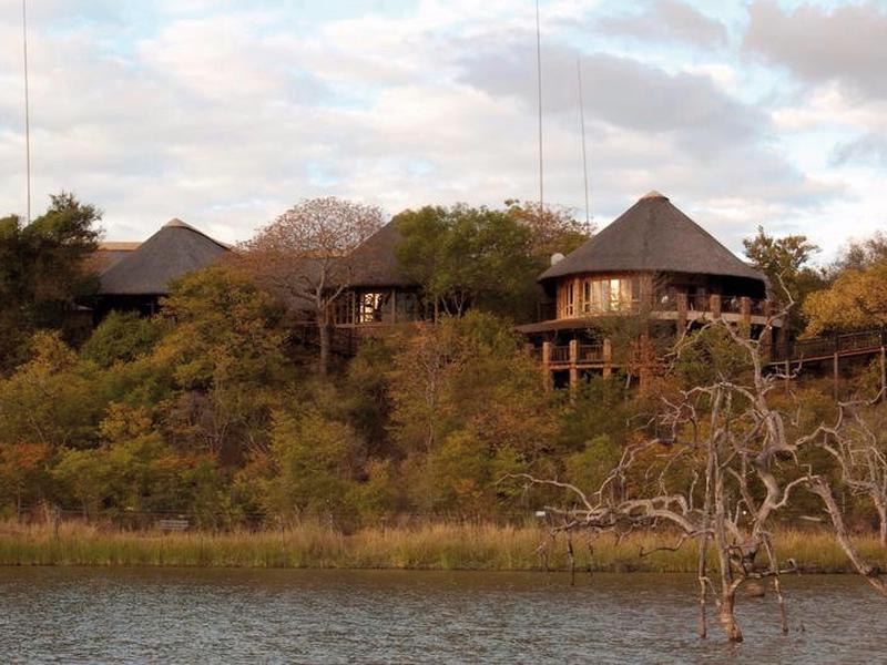 75B1B46A8BE2A5DE054FA15D6D399733