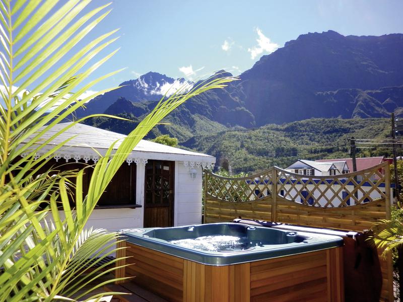 28BE40390A5213412DF11974460B187C