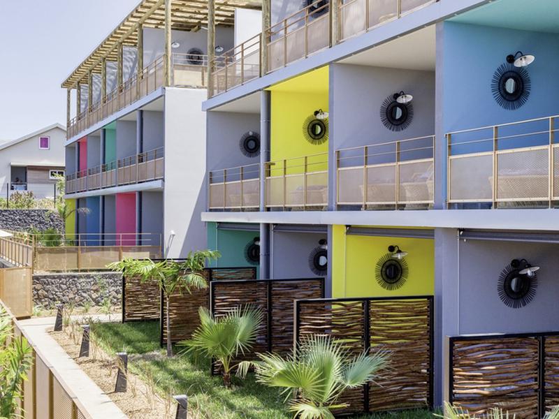 C8E4750E8D07B7ABC0904FB94D33EFD4