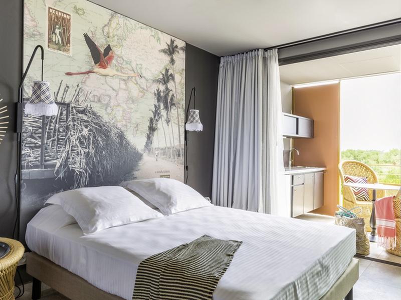 A10FECA76E83A8D070581219C3D359FF