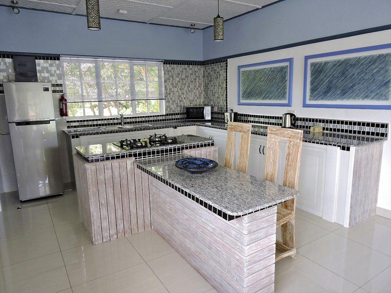 FB9B61BD5F36AA273485E04B772E13D3