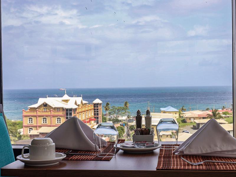 9AAE27F0E0F7E6B9824D2BE8AEF13AA2