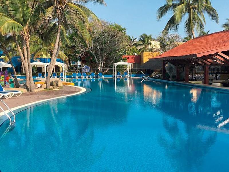 DC8F0C333361A9A9E0F12185163BB94A