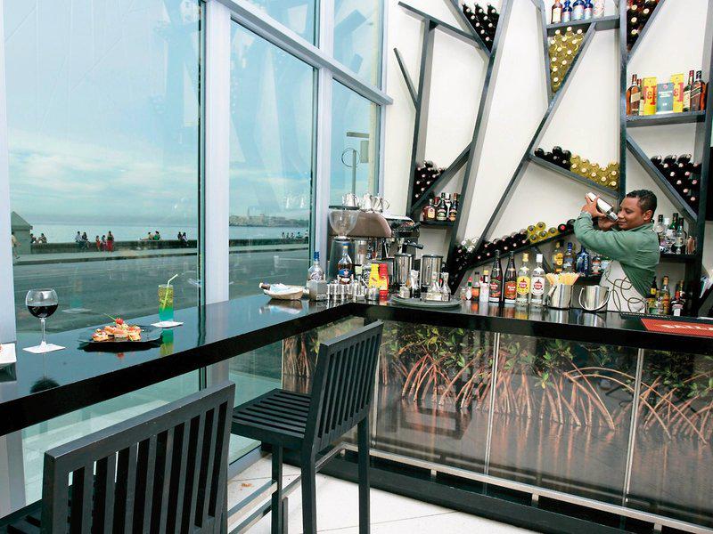 32FD1FEC8084005AC15BD718ADEFA296