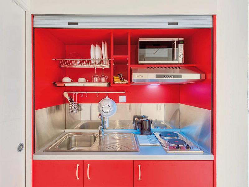 7944794E843933CE1362496D525E913D