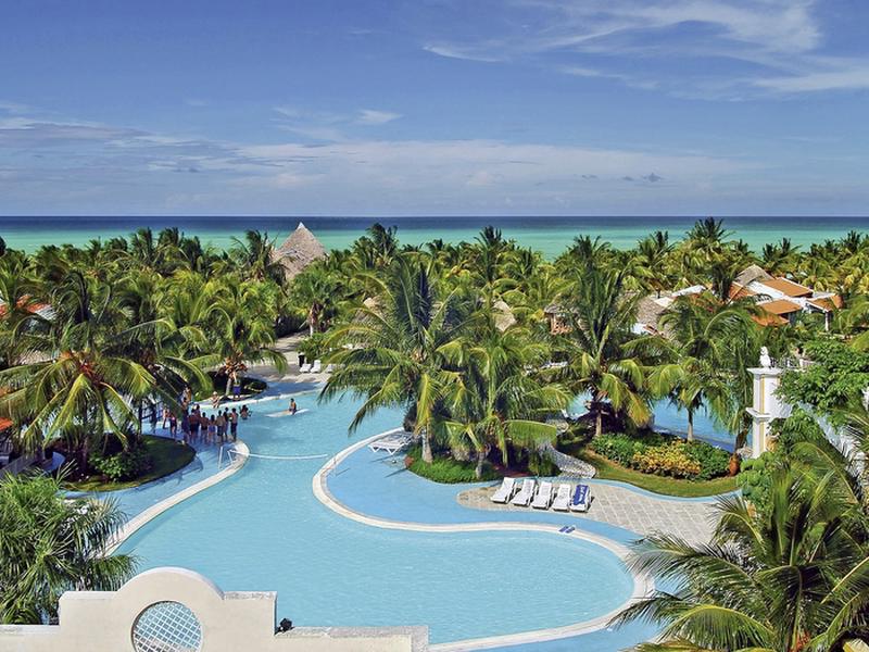 AE9620ED7E4F5F46E2A33B6B41541A37