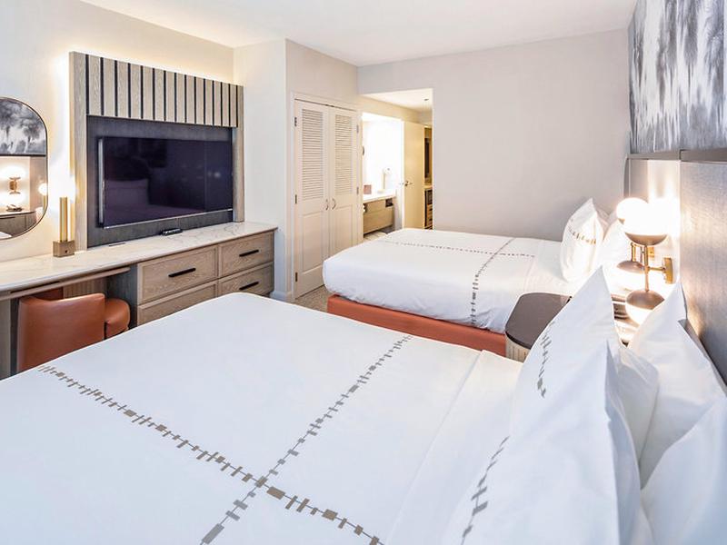 2D724B8DEFECB8C9A66D8070C3ED2379