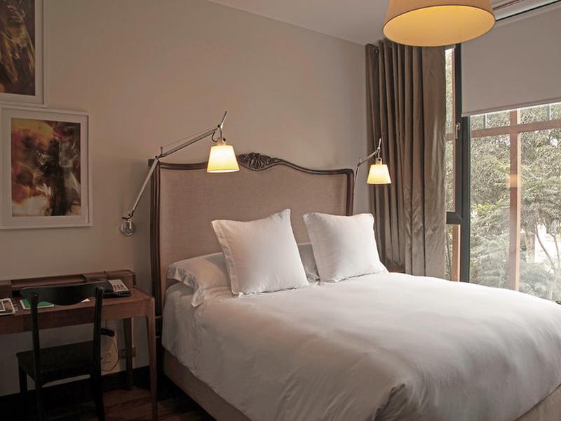 D4ABA87ADE290CA3D4CD2B7C1C3741E2