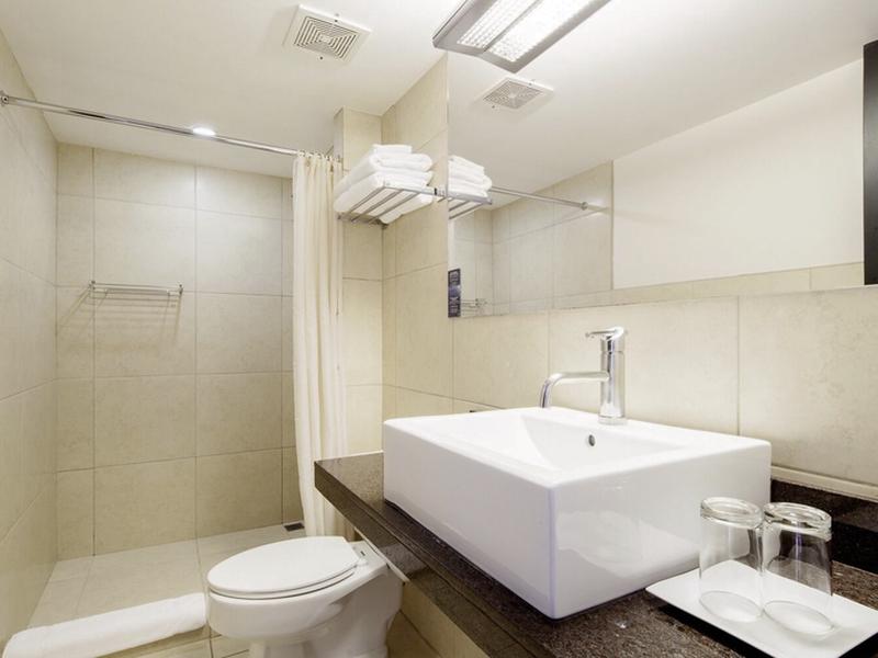 99DB97EC288E7271C88BAE1B5E19BC3F