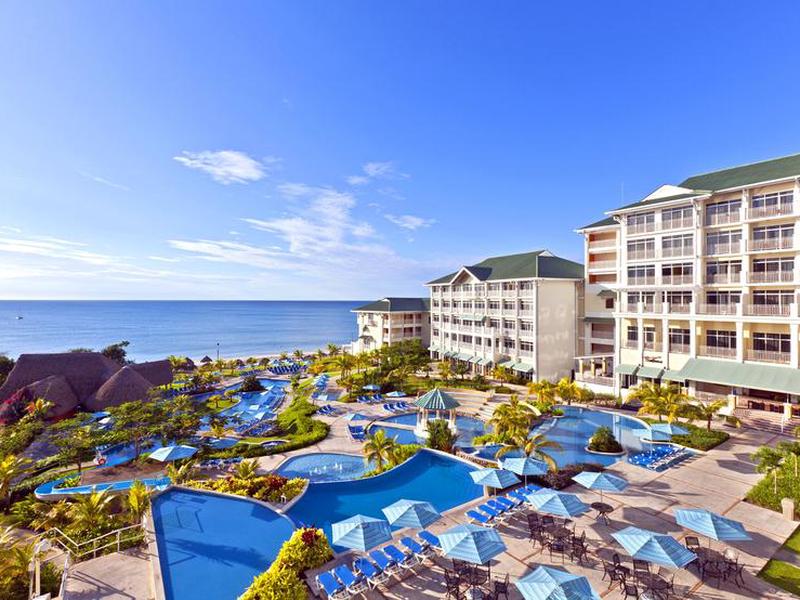 B4B5F8F4130C62A7894BFD7E66BA8328