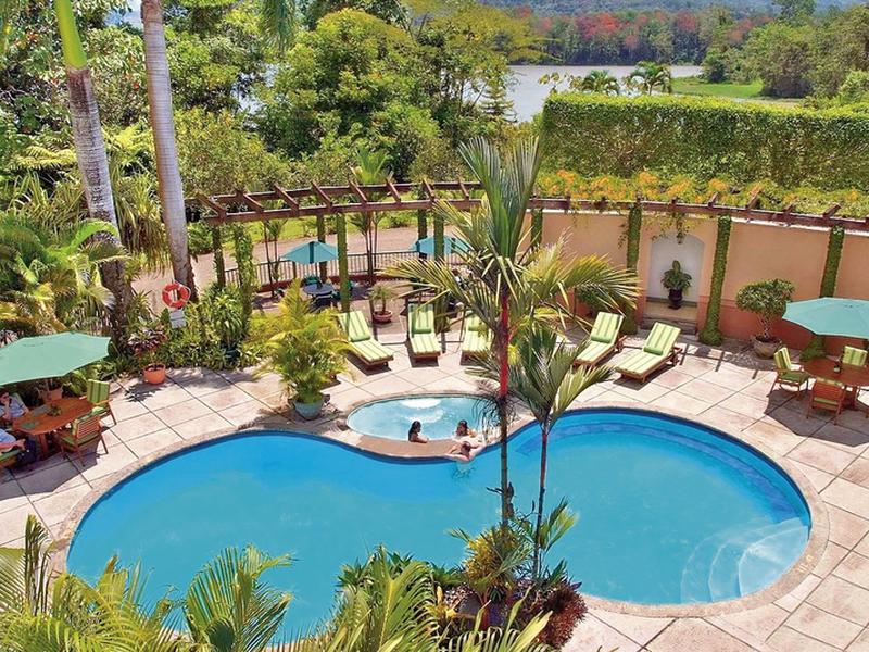 C1095702AF6E5C82C836ED7879A556D8