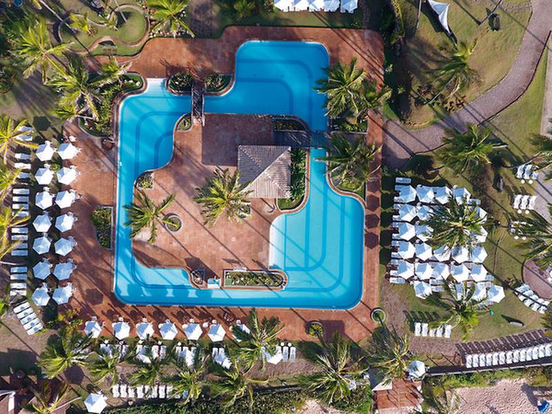 B88956246E24055FF0AB9D4D29F0EE97