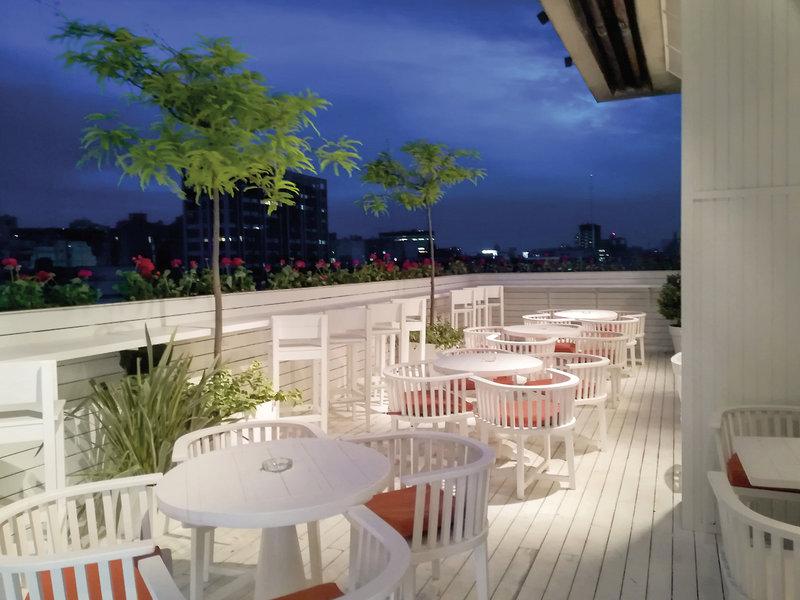 5CB6A5FE4ACEDCF4CF02AAE6817E8609