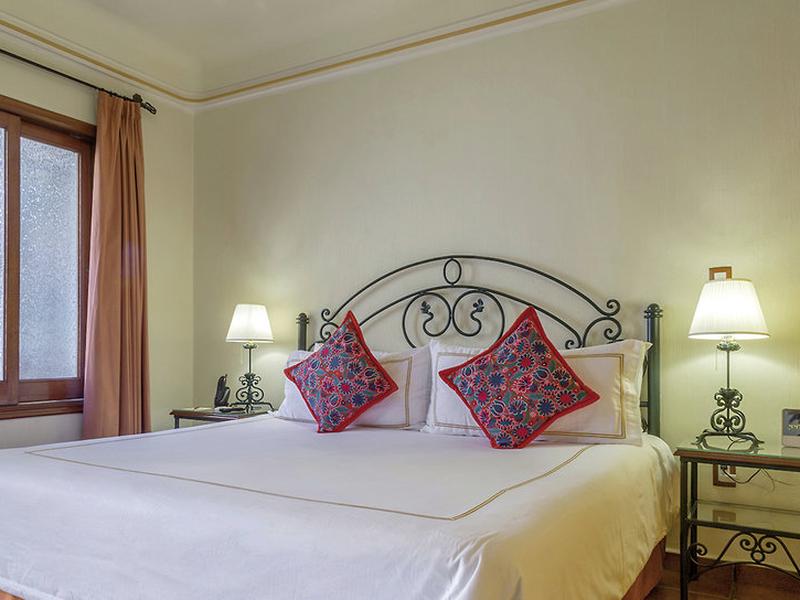 7E5CD10F1A2BB33323CC1C5F2993D56A