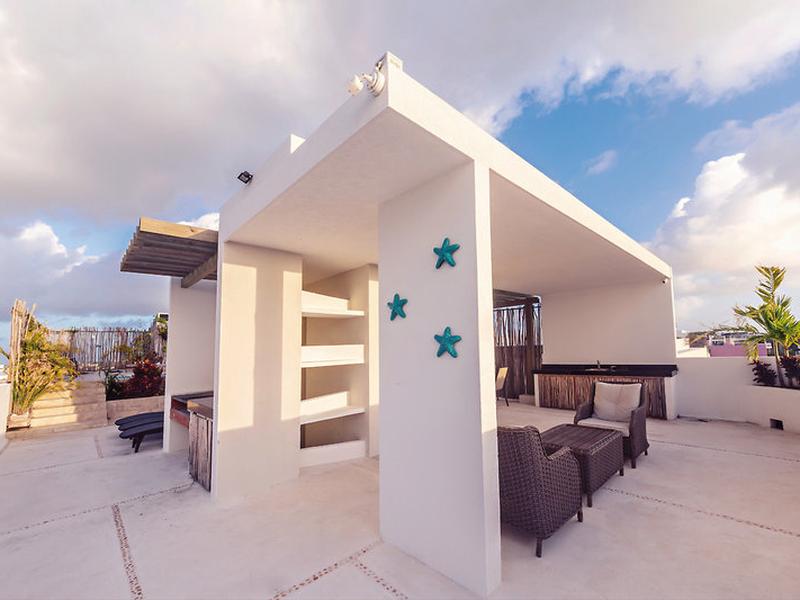 4F0F4AFD0AED0DAFD06A4DBA0411C77D